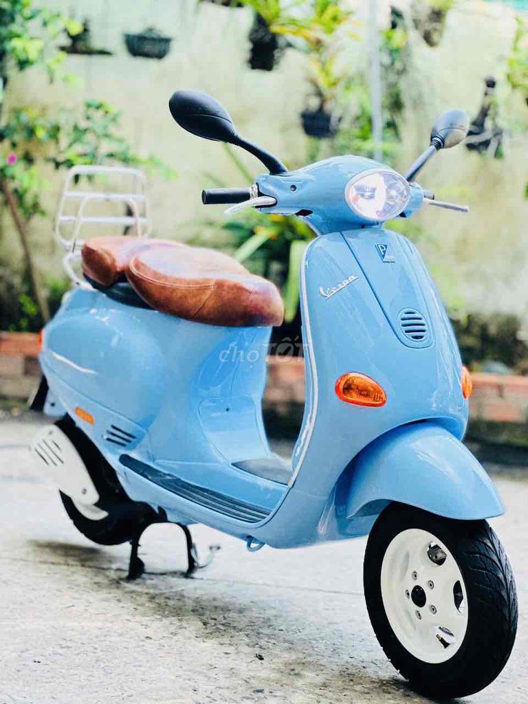 VESPA ET8 150CC ITALY NHẬP Ý BSTP CỰC ĐẸP. Mua bán Xe máy tại Quận 12 Tp Hồ Chí Minh được đăng bởi Ta Thanh Thai hình 2