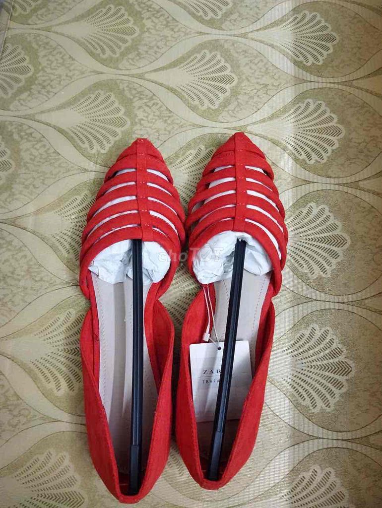 Giày búp bê Zara Nữ Đỏ, Xanh dương Mới nguyên. Mua bán Giày dép tại Quận Ba Đình Hà Nội được đăng bởi Nguyễn Thị Bạch Trà hình 1