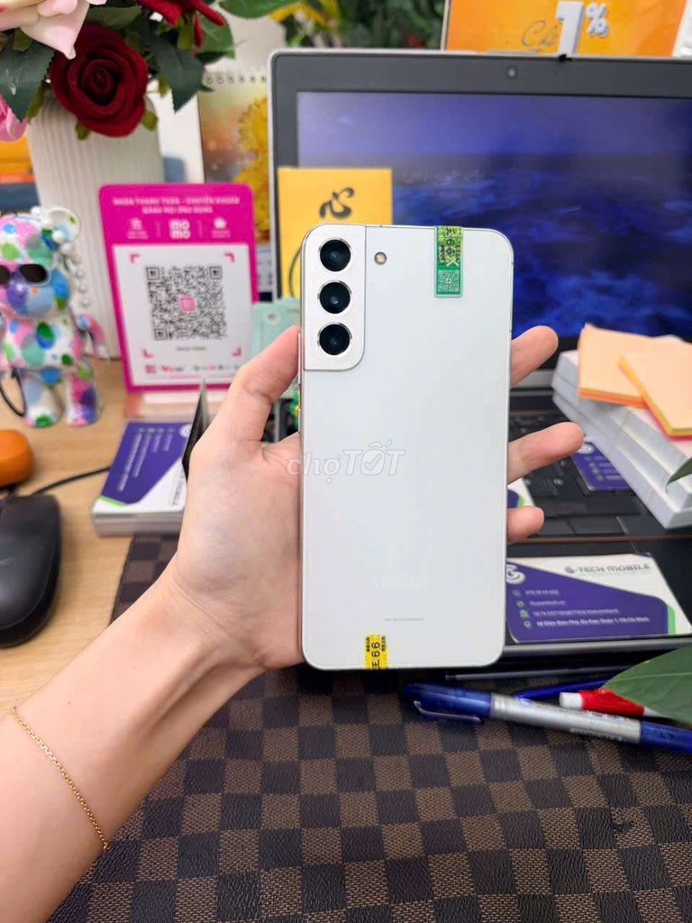 Samsung Galaxy S22 plus Trắng. Mua bán Điện thoại tại Quận 4 Tp Hồ Chí Minh được đăng bởi Minh phương hình 1