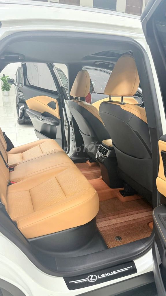 Bán lexus RX350 Premium Sản xuất 2024.. Mua bán Ô tô tại Quận Bắc Từ Liêm Hà Nội được đăng bởi Mr Hợi  hình 8