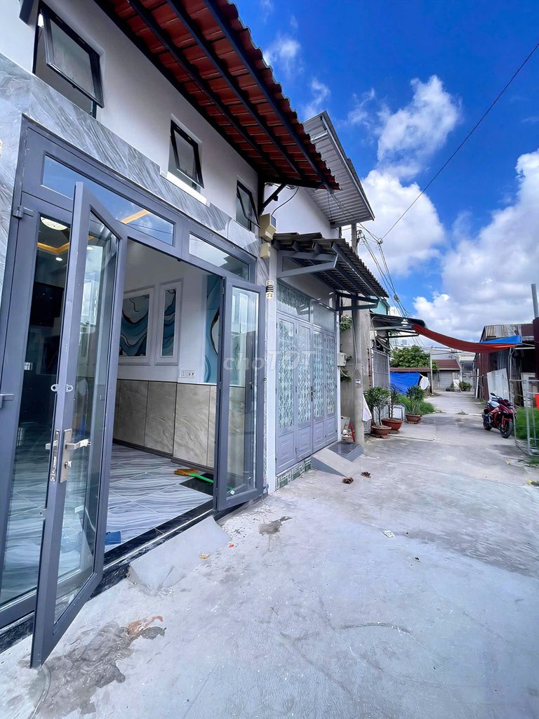 Nhà mới (DT:3x13m) có 3 phòng ngủ ở 551 Lê Văn Khương Q12 Giá 1tỷ390tr