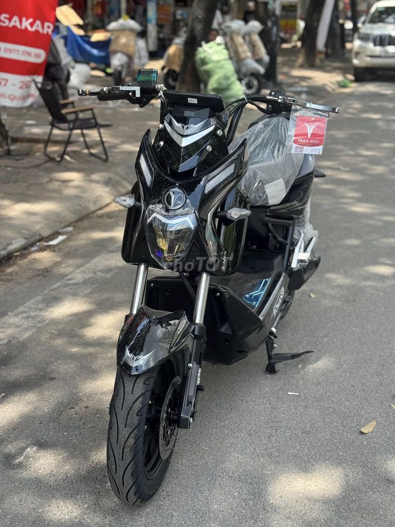 Xmen chính hãng công ty YAKA BIKE đập hộp new. Mua bán Xe điện tại Quận Cầu Giấy Hà Nội được đăng bởi Xe Điện 257 Hoàng Quốc Việt  hình 1