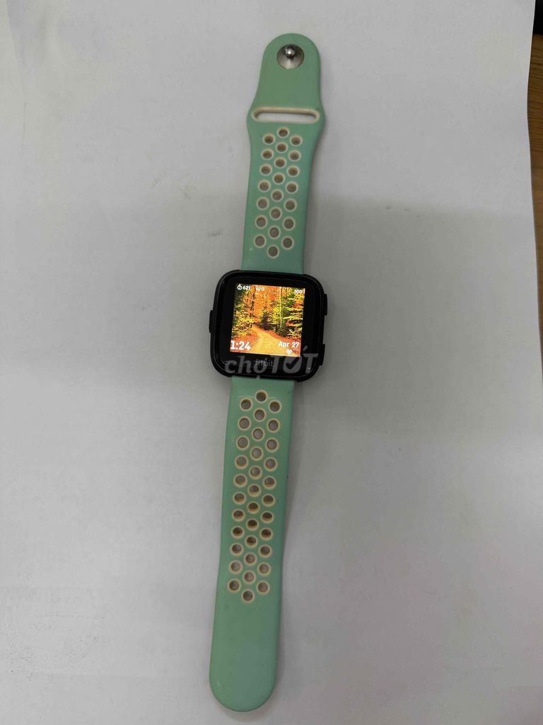 Đồng hồ thông minh Fitbit Xanh bạc hà. Mua bán Thiết bị đeo thông minh tại Quận Bình Thạnh Tp Hồ Chí Minh được đăng bởi duy tân hình 1