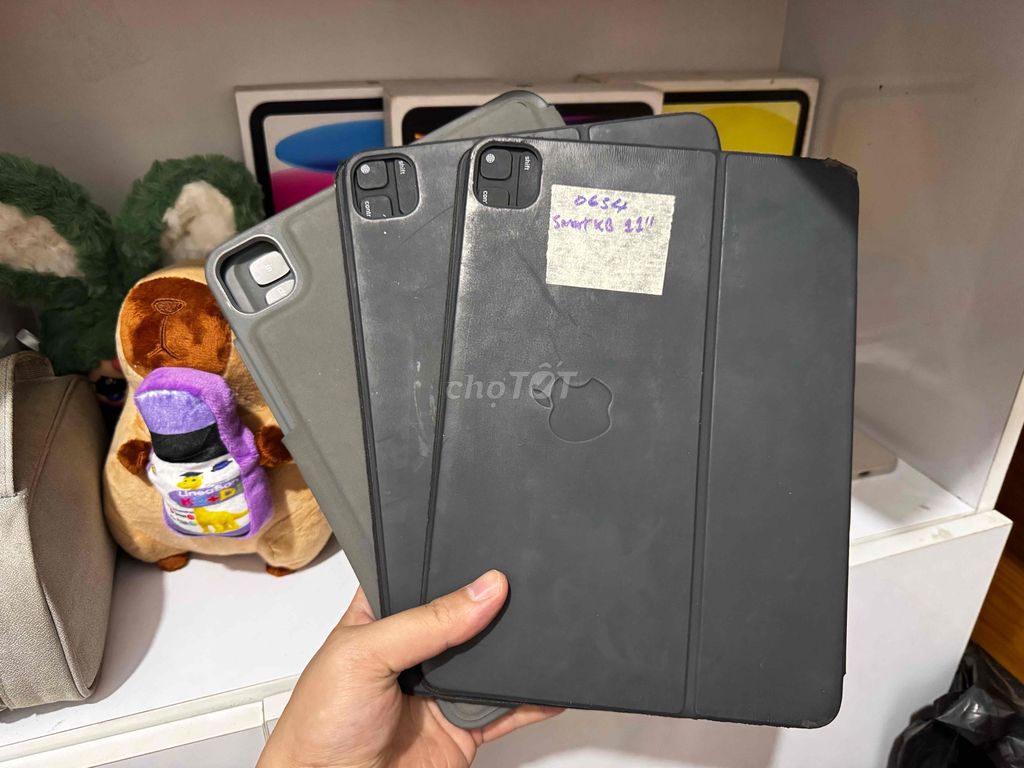 Apple Smart/ Magic Keyboard Folio Cho iPads. Mua bán Phụ kiện (Màn hình, Chuột...) tại Quận Gò Vấp Tp Hồ Chí Minh được đăng bởi Duy Techs hình 1