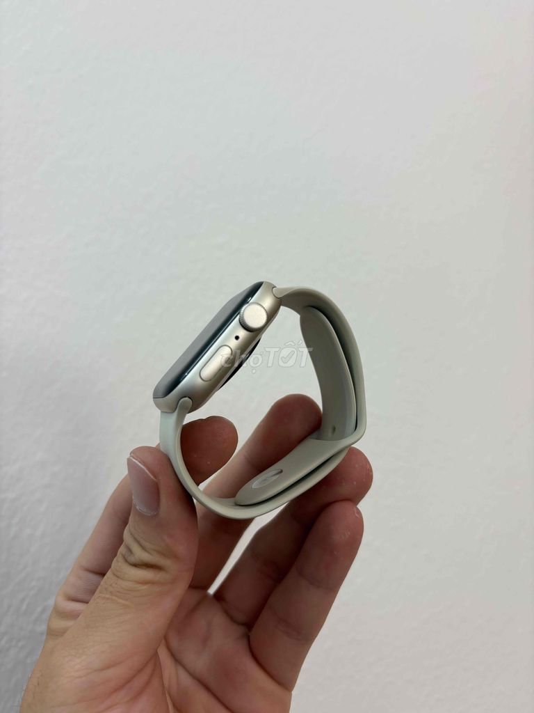 Apple Watch SE 2 44mm Nhôm Starlight. Mua bán Thiết bị đeo thông minh tại Quận Thanh Xuân Hà Nội được đăng bởi Duy Nguyễn hình 1