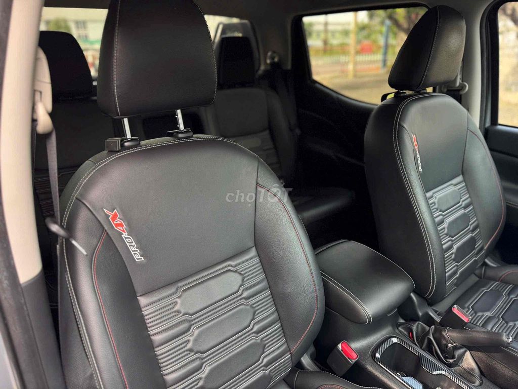 Nissan Navara 2023 Pro-4X 2.3 AT 4WD - 29000 km. Mua bán Ô tô tại Quận Tân Phú Tp Hồ Chí Minh được đăng bởi Thuý Thanh hình 10