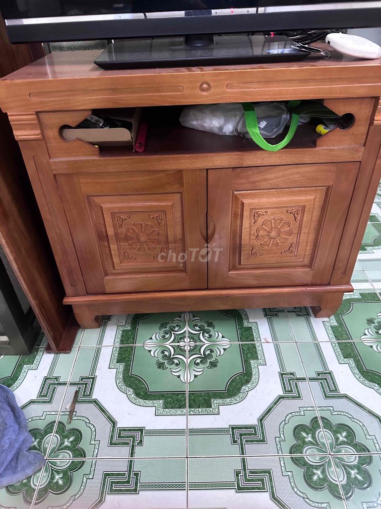 Kệ tivi Gỗ xoan tự nhiên Nâu 80cm 2 cánh. Mua bán Tủ, kệ gia đình tại Quận Lê Chân Hải Phòng được đăng bởi Dương Bùi hình 1