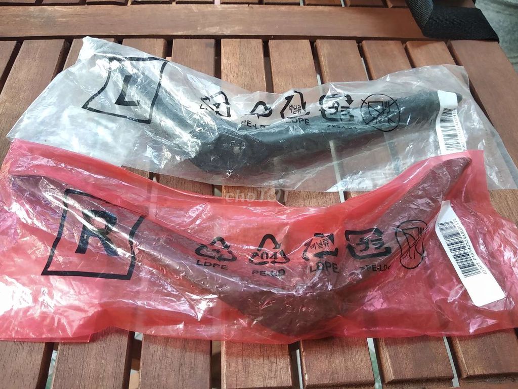 Dư cặp chân đế TV led (81302-0453 42334 AX001112). Mua bán Phụ kiện (Màn hình, Chuột...) tại Quận Ninh Kiều Cần Thơ được đăng bởi Shop Tứ Quí hình 1