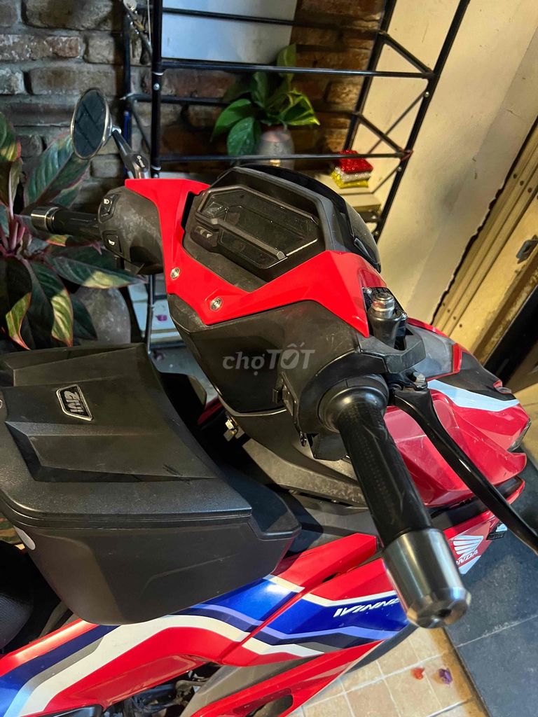 Honda Winner X Đỏ Đen Trắng Xanh 30000 km. Mua bán Xe máy tại Quận Bình Thạnh Tp Hồ Chí Minh được đăng bởi Linh  hình 4