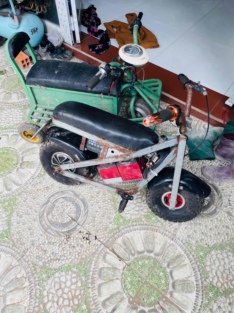 bán 2 xác ve anh em gion lai hai làm vì làm. Mua bán Xe điện tại Huyện Đức Hòa Long An được đăng bởi Hoàng Khải hình 1