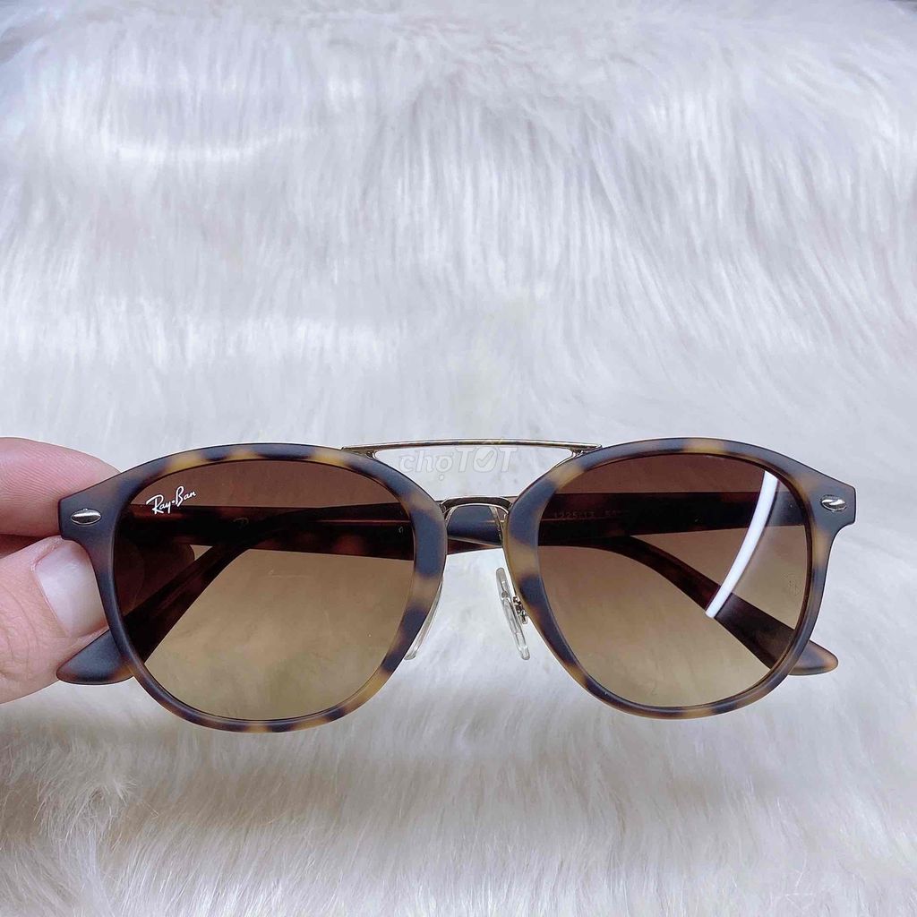 Thanh lý kính rayban