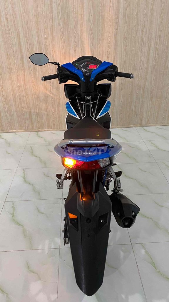 Honda Winner V1 2017. Mua bán Xe máy tại Thành phố Bến Tre Bến Tre được đăng bởi Nghiêm Bảy Mốt hình 6