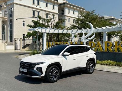 Hyundai Tucson 2024 1.6 T-GDI 25087 km. Mua bán Ô tô tại Quận Bình Thạnh Tp Hồ Chí Minh được đăng bởi Văn Hùng OTO