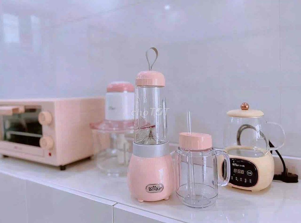 Máy xay sinh tố Bear BL-4H04M Hồng 0.4L. Mua bán Bếp, lò, đồ điện nhà bếp tại Huyện Hòa Thành Tây Ninh được đăng bởi Hẻm Ăn Vặt SuRốt BĐS nhà đất SuRốt hình 1