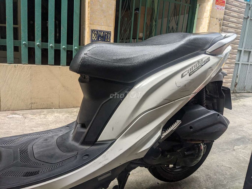 Hoàng thành nhiệm vụ 3 năm. Mua bán Xe máy tại Quận 7 Tp Hồ Chí Minh được đăng bởi Thi hình 2