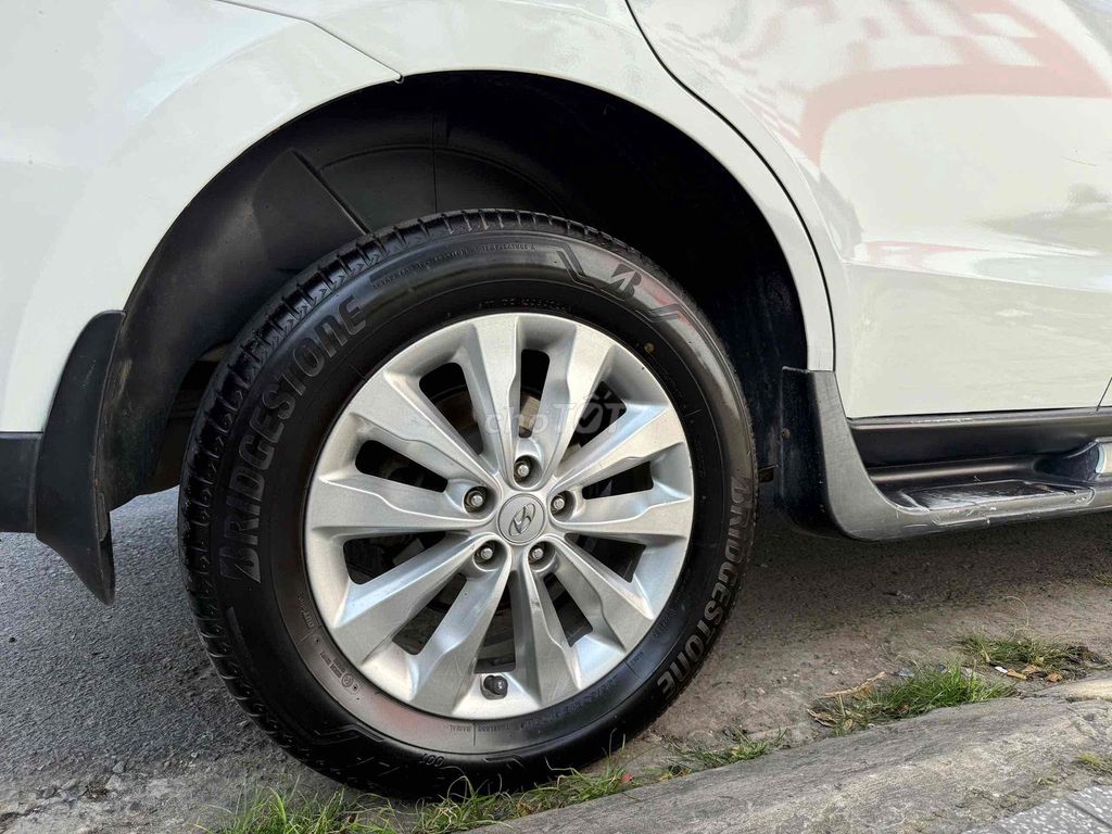 Hyundai Santa Fe 2010 Nhập Hàn Quốc. Mua bán Ô tô tại Thành phố Long Xuyên An Giang được đăng bởi Tá Điền hình 3