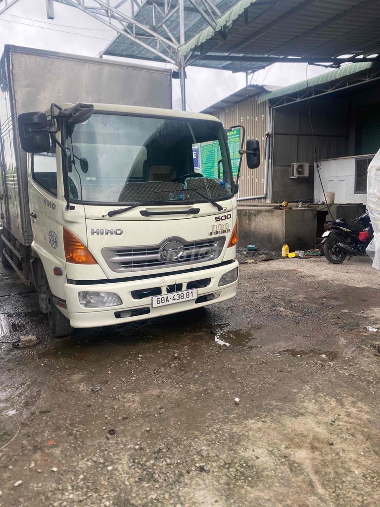 Cần bán xe tải Hino Fc500 thùng kín.. Mua bán Xe tải, xe ben tại Thành phố Long Xuyên An Giang được đăng bởi Mr Bá hình 2