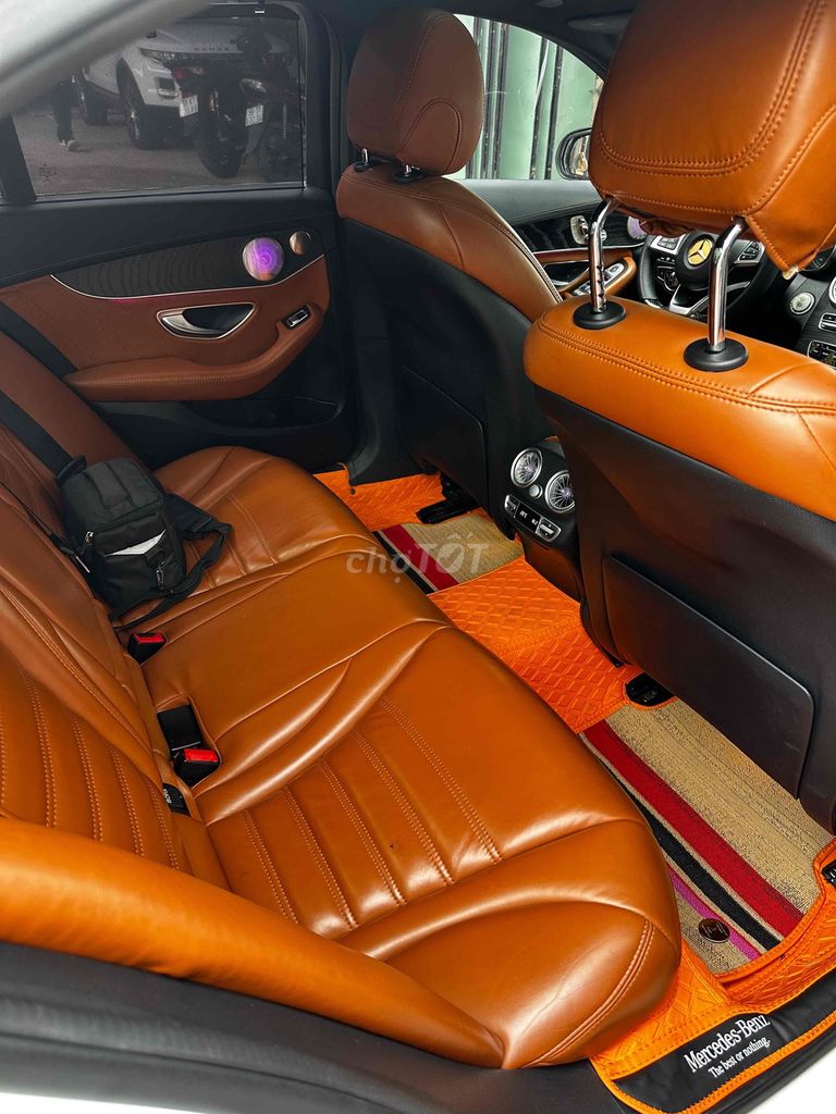 Mercedes Benz C Class 2016 C300 AMG - 99000 km. Mua bán Ô tô tại Quận 7 Tp Hồ Chí Minh được đăng bởi Thông Sport  hình 4