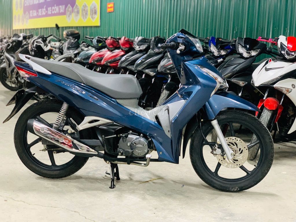 XEMÁYTHANHTÙNG_FUTURE 125 XANH ĐÁ VÀNH ĐÚC. Mua bán Xe máy tại Quận Nam Từ Liêm Hà Nội được đăng bởi THANH TÙNG hình 2