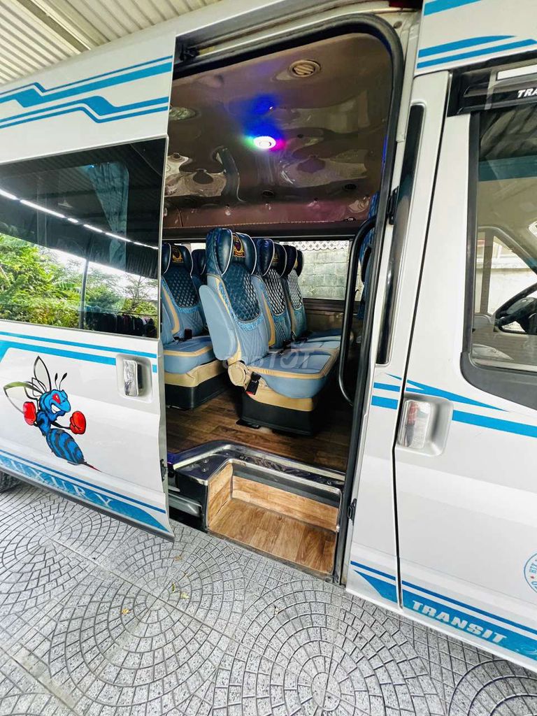 Ford Transit 2017 16 chỗ 190000 km Trắng. Mua bán Phương tiện khác tại Thành phố Dĩ An Bình Dương được đăng bởi Viet Duc hình 3