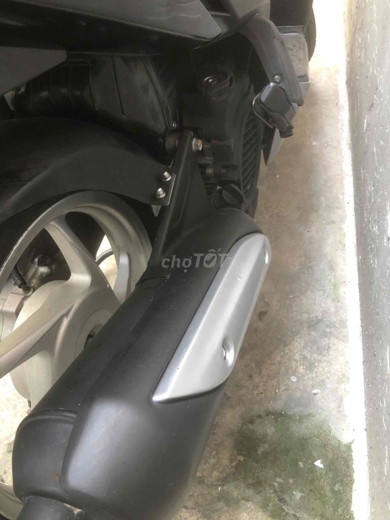 CLICK 110 MÀU ĐEN Đ/K 2008. Mua bán Xe máy tại Quận 3 Tp Hồ Chí Minh được đăng bởi trần tuấn khanh hình 11