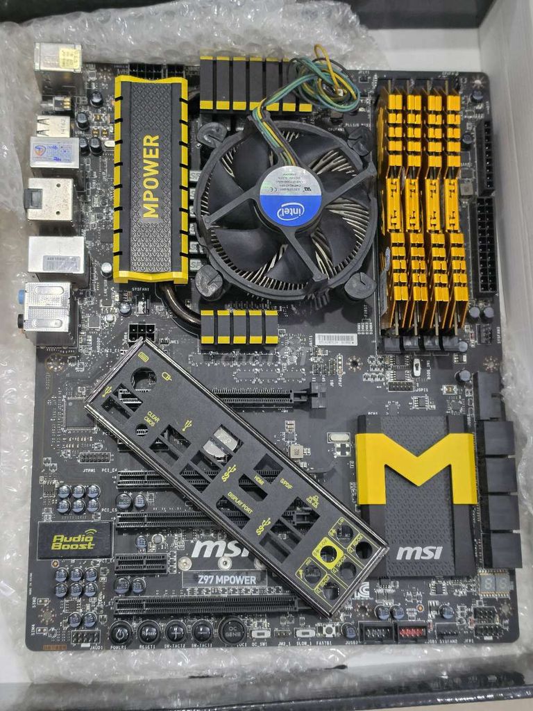 MSI Z97 MPOWER 4KHE FULL CỔNG ĐÈN CODE XỊN OC VIP. Mua bán Linh kiện (RAM, Card...) tại Quận Tân Bình Tp Hồ Chí Minh được đăng bởi Phan Thịnh hình 1