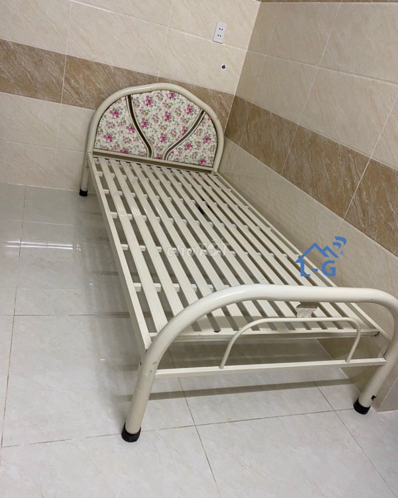 Giường sắt Giường sắt Giường sắt Giường sắt Giường. Mua bán Giường, chăn ga gối nệm tại Quận Phú Nhuận Tp Hồ Chí Minh được đăng bởi Lâm Gia Home hình 1