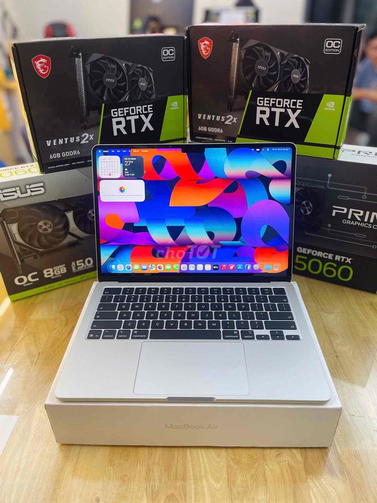 Macbook Air M5 13.6 inch 16GB/512G Like New Silver. Mua bán Laptop tại Quận Ninh Kiều Cần Thơ được đăng bởi mua bán laptop Thành Võ Cần Thơ hình 1