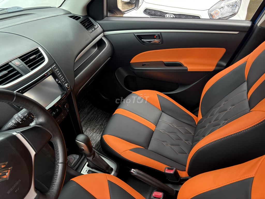 Suzuki Swift 2017 1.4 AT - 82000 km. Mua bán Ô tô tại Huyện Đức Trọng Lâm Đồng được đăng bởi Nguyễn Hữu Dự hình 6