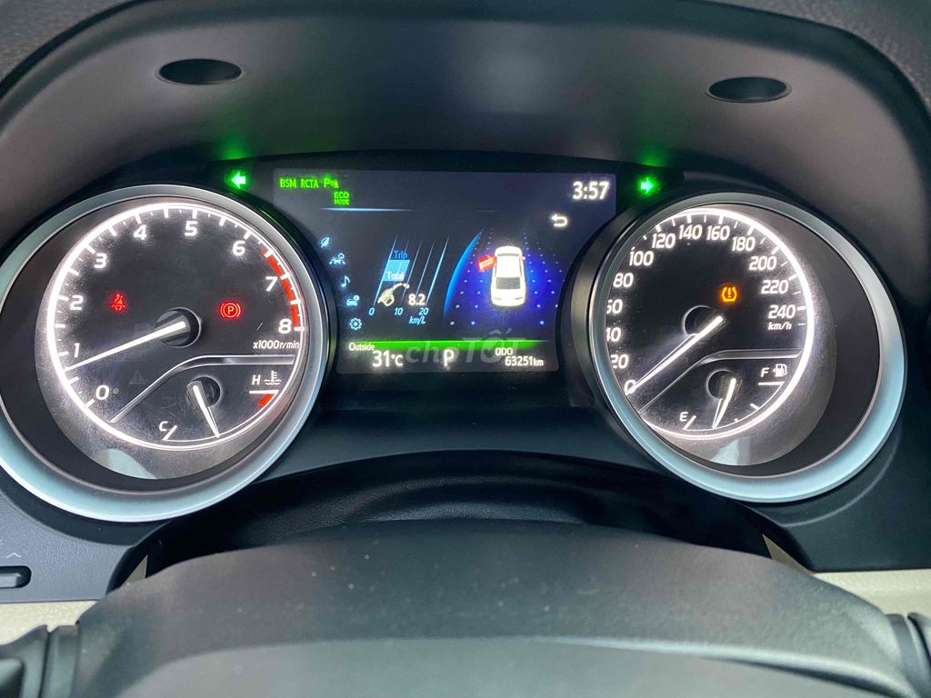 Toyota Camry 2021 2.5Q - 63000 km VAT 100%. Mua bán Ô tô tại Quận Bình Thạnh Tp Hồ Chí Minh được đăng bởi Toyota Sure hình 12