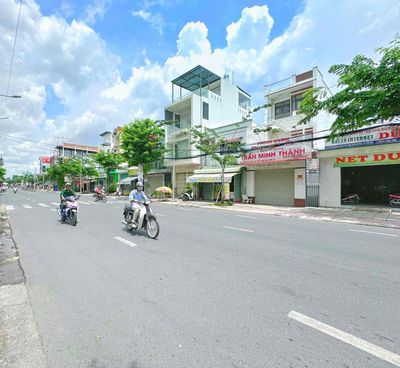 BÁN NHÀ LẦU MẶT TIỀN SỐ 156 TRẦN QUANG DIỆU, BÌNH THUỶ, CẦN THƠ. Mua bán nhà ở tại Quận Bình Thuỷ Cần Thơ được đăng bởi Chuyên bán nhà mini Cần Thơ