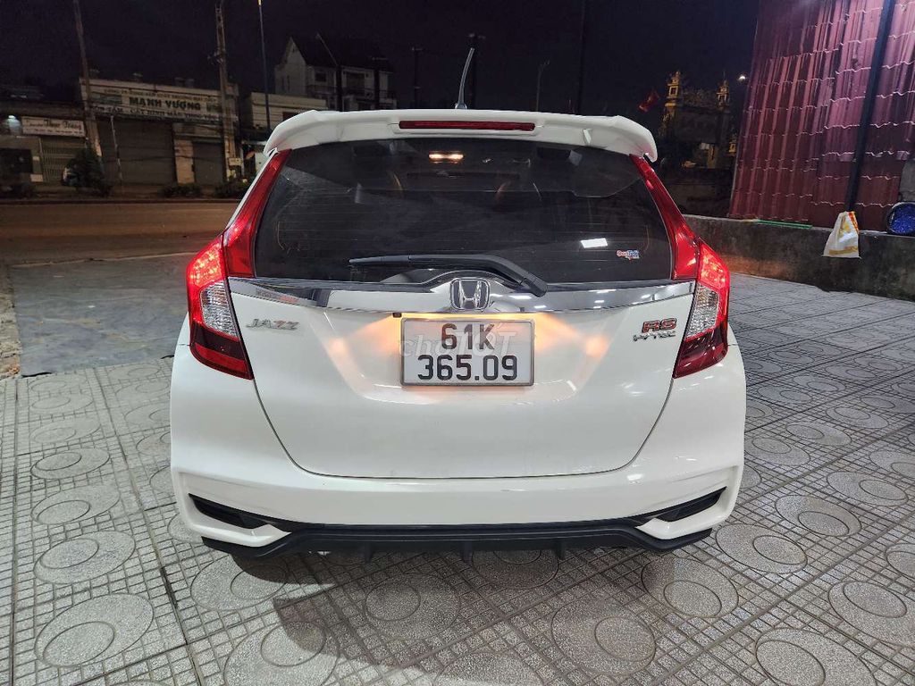 Honda Jazz RS 1.5AT 2018 38000 km. Mua bán Ô tô tại Thành phố Thủ Đức Tp Hồ Chí Minh được đăng bởi BÌNH VÌNH PHÚ CHUYÊN XE LƯỚT BAO TEST HÃNG  hình 6