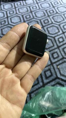 Apple watch  series 3  - 38mm  xướ màn. Mua bán Thiết bị đeo thông minh tại Quận Hồng Bàng Hải Phòng được đăng bởi nguyễn văn tuân