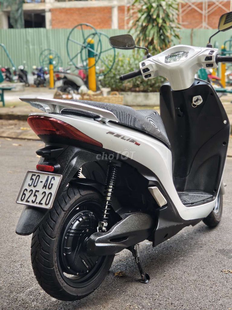 VinFast Feliz Neo 2026, 9200 км к главному пляжу SG