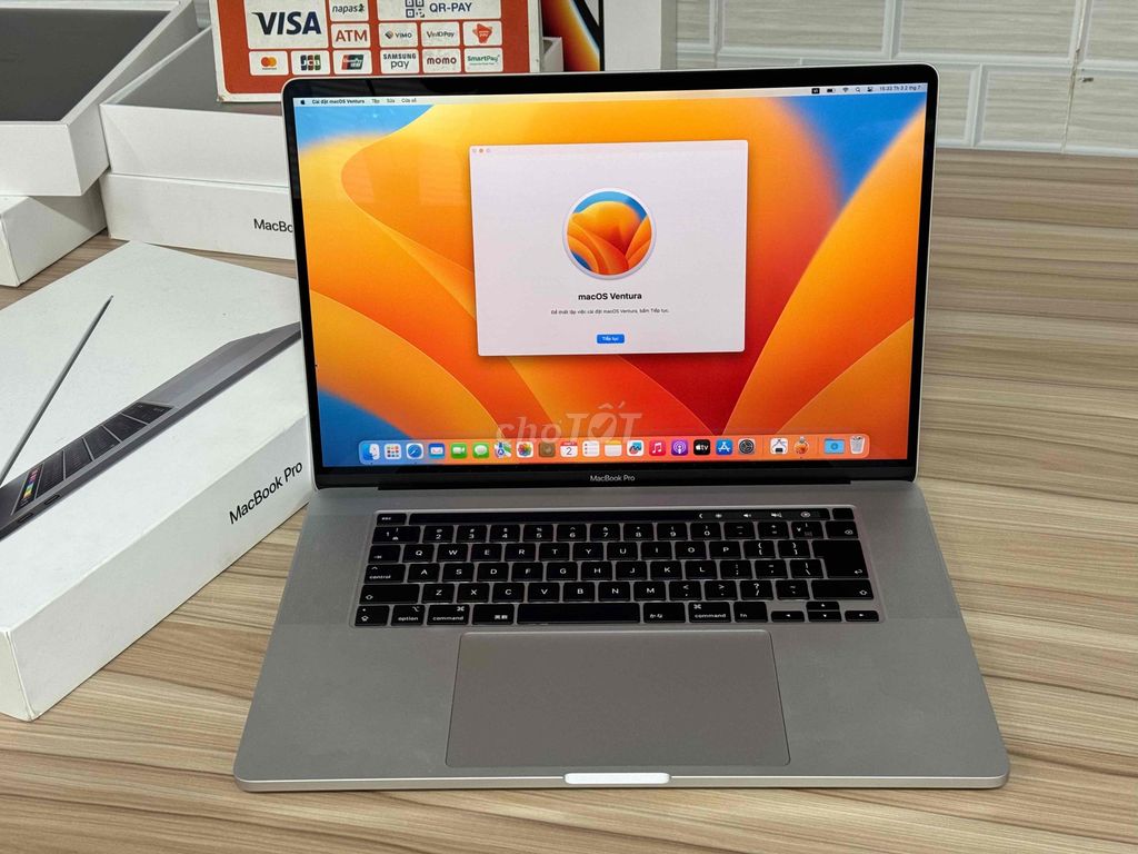 MACBOOK PRO 2019 - 16 inch , i7/ 16 gb / SSD 512 G