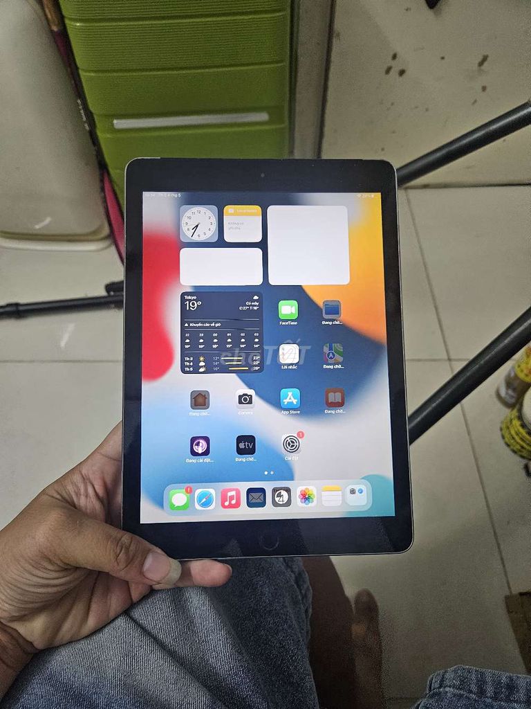 Apple iPad Air 2 16GB 4G+Wifi pin new trâu bò. Mua bán Máy tính bảng tại Thành phố Thủ Đức Tp Hồ Chí Minh được đăng bởi binphone hình 1