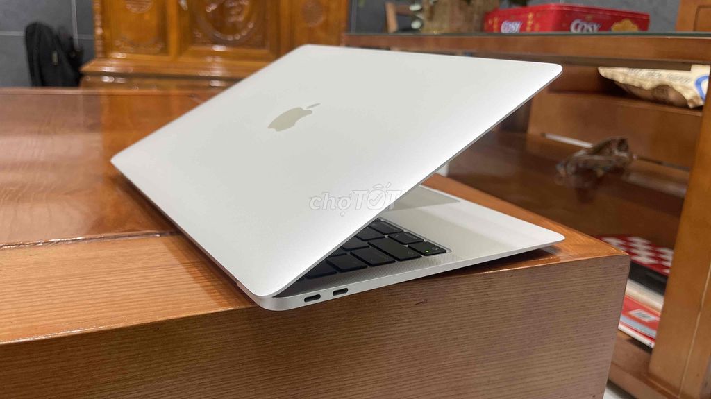 Macbook Air 2020 i3 8GB/256GB, màn 13 inch. Mua bán Laptop tại Thành phố Long Khánh Đồng Nai được đăng bởi Nguyễn  hình 1