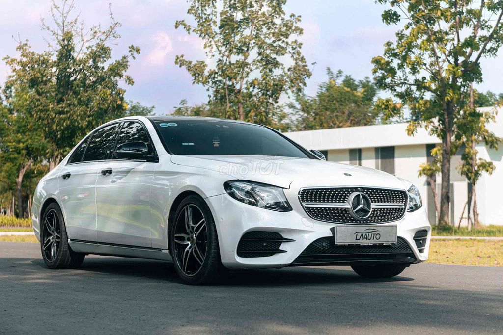 Mercedes Benz E Class 2019 E200 Sport - 40000 km. Mua bán Ô tô tại Quận 7 Tp Hồ Chí Minh được đăng bởi TrầnKimLA hình 2