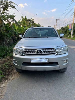 Fortuner 2009, 165 ngàn km, sơn zin 90%. Mua bán Ô tô tại Thành phố Thủ Đức Tp Hồ Chí Minh được đăng bởi A.Phúc