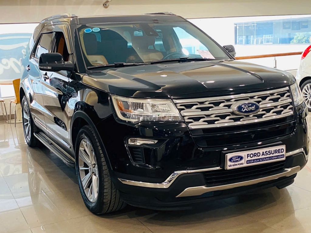 Cần bán xe ford explorer 2019