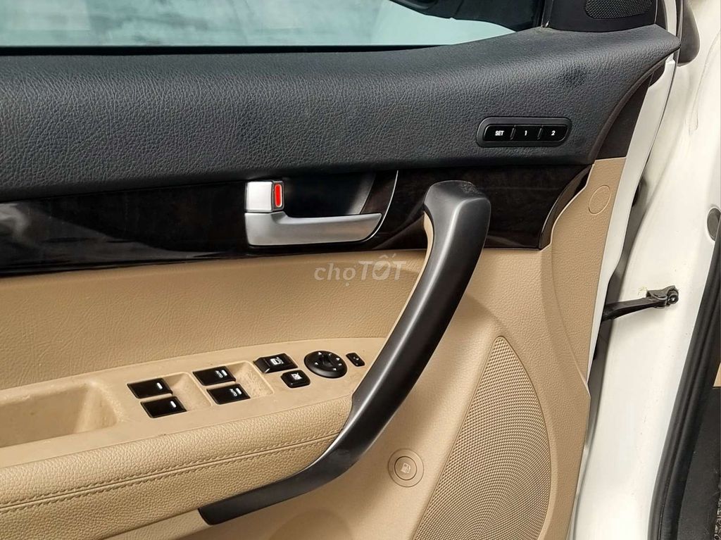 Kia Sorento Full dầu 2019, màu trắng, hỗ trợ góp.. Mua bán Ô tô tại Thành phố Thủ Đức Tp Hồ Chí Minh được đăng bởi Đức Hưng Siêu thị ô tô Thủ Đức hình 11