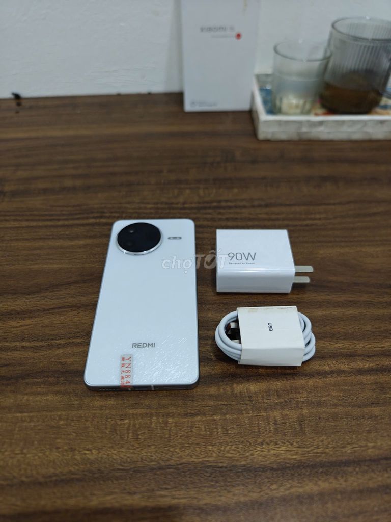 Redmi K80 5G 12/256 Quốc Tế Trắng sạc 90w có COD. Mua bán Điện thoại tại Quận Hoàng Mai Hà Nội được đăng bởi Trần Ngọc Hiếu hình 1