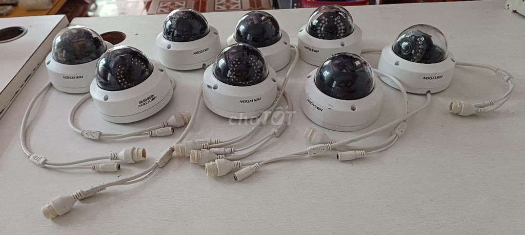 8c 700k Camera IP Hikvision Trắng Bán xác. Mua bán Máy ảnh, Máy quay tại Huyện Mỏ Cày Bắc Bến Tre được đăng bởi Camera Thanh Lý Bến Tre hình 1