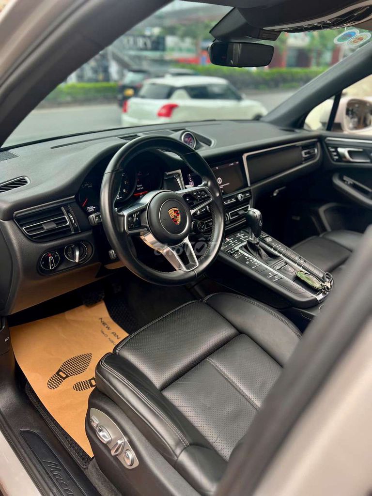 Porches Macan sx2019, options 900 tr, odo 1,8v km. Mua bán Ô tô tại Quận Long Biên Hà Nội được đăng bởi Long Biên Cars hình 6