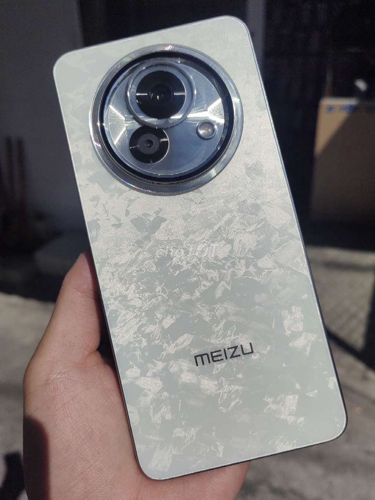 Meizu Lucky 08 256GB Trắng. Mua bán Điện thoại tại Quận Cẩm Lệ Đà Nẵng được đăng bởi Chính Mobile hình 1