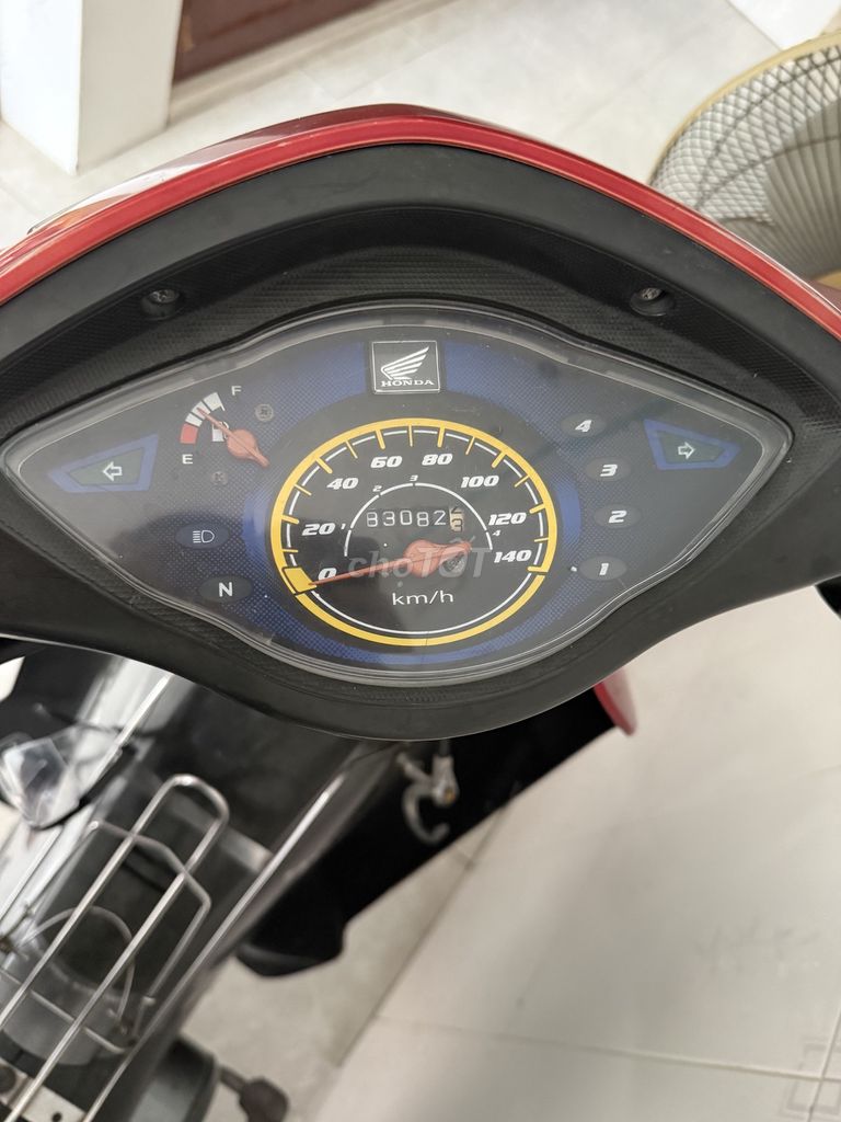 Honda Wave 100cc 2008 красно-серо-чёрный 82000 км