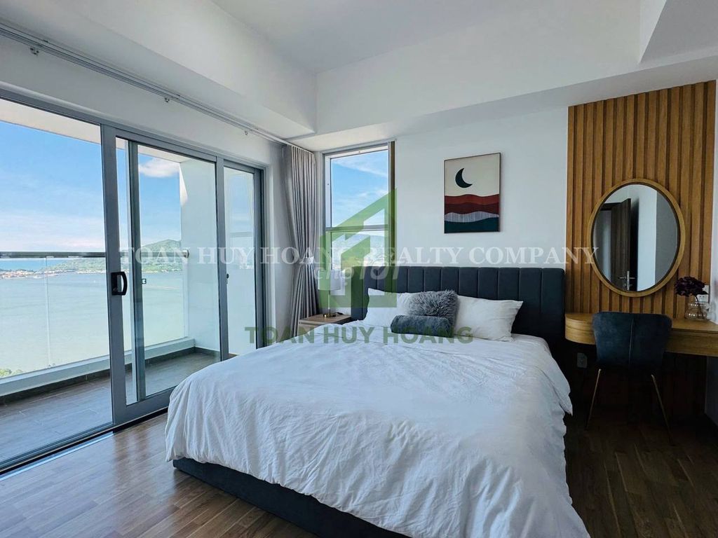 Extra-spacious 2-bedroom apartment in Blooming tower — photo 6