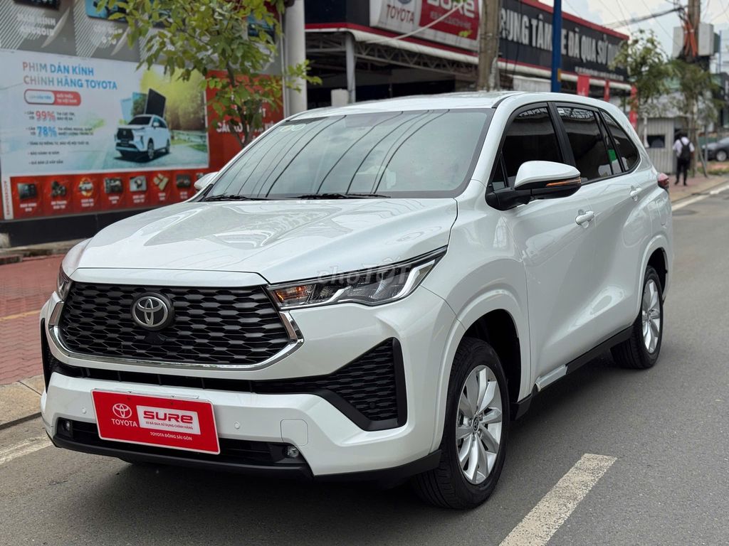Innova Cross 2025 - Siu Cọp 1.000 km. Mua bán Ô tô tại Quận Phú Nhuận Tp Hồ Chí Minh được đăng bởi Vũ Phong Toyota Sure Xe Cũ Chính Hãng hình 3