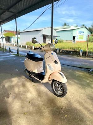 -Em Bán Vespa Lx 125 Fi Xe Nhập Ý Máy Zin Êm. Mua bán Xe máy tại Huyện Phong Điền Cần Thơ được đăng bởi Danh Hà