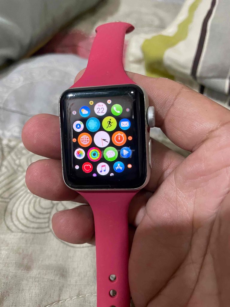 Apple Watch Series 1 Bạc. Mua bán Thiết bị đeo thông minh tại Huyện Củ Chi Tp Hồ Chí Minh được đăng bởi Tuấn hình 1